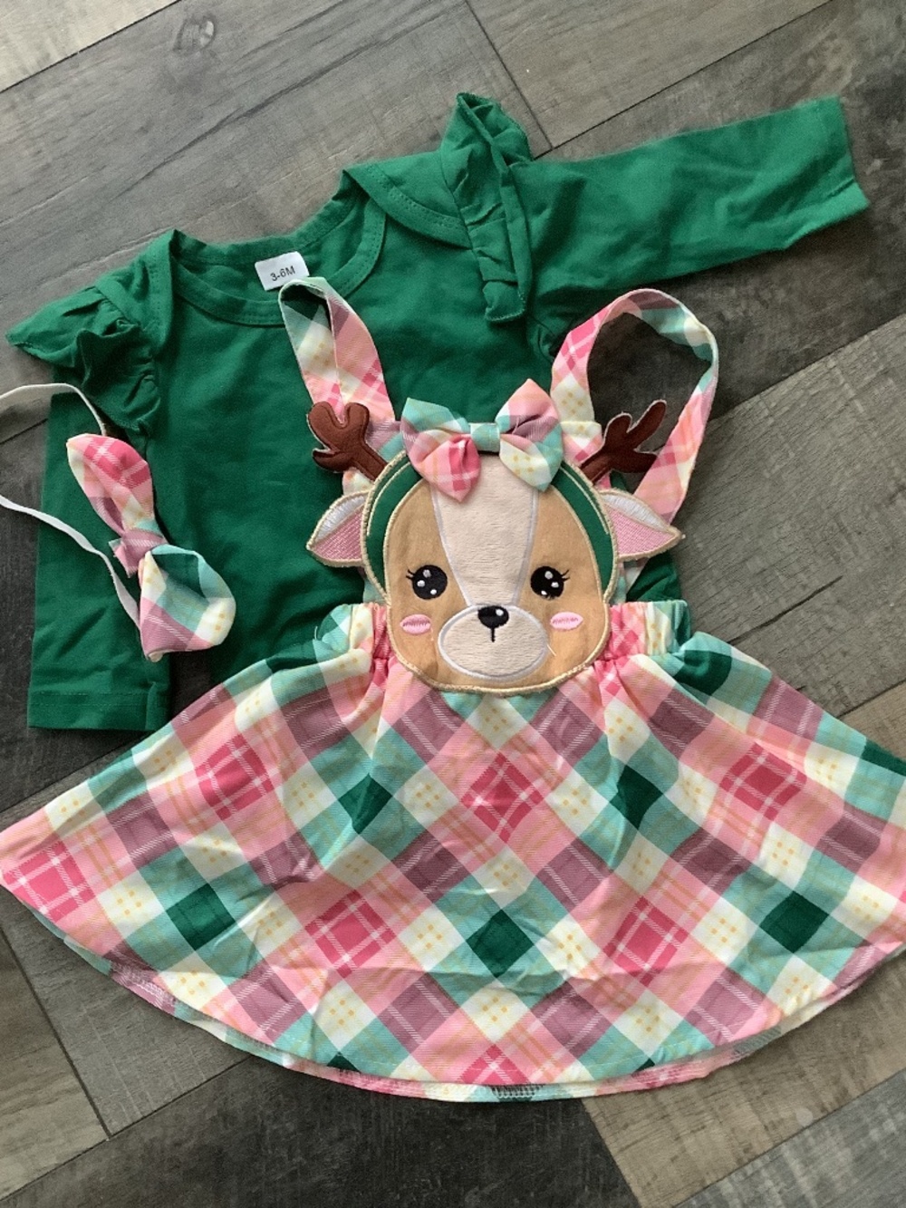 Baby girl outfit, 3-6 months